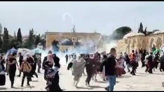 Video thumbnail for Israel Tear Gas Drone