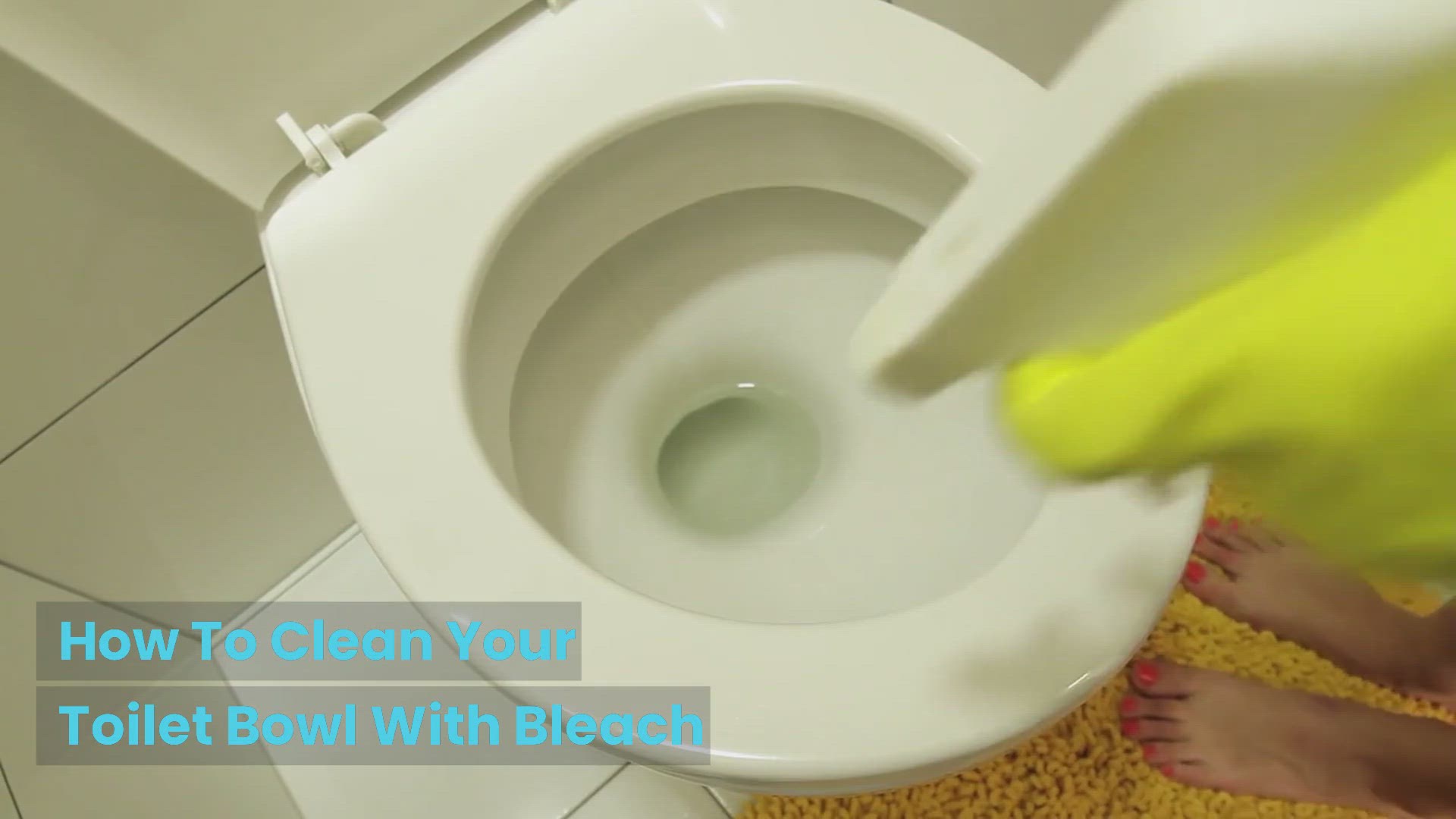 Video thumbnail for Easy Ways to Clean a Toilet Bowl