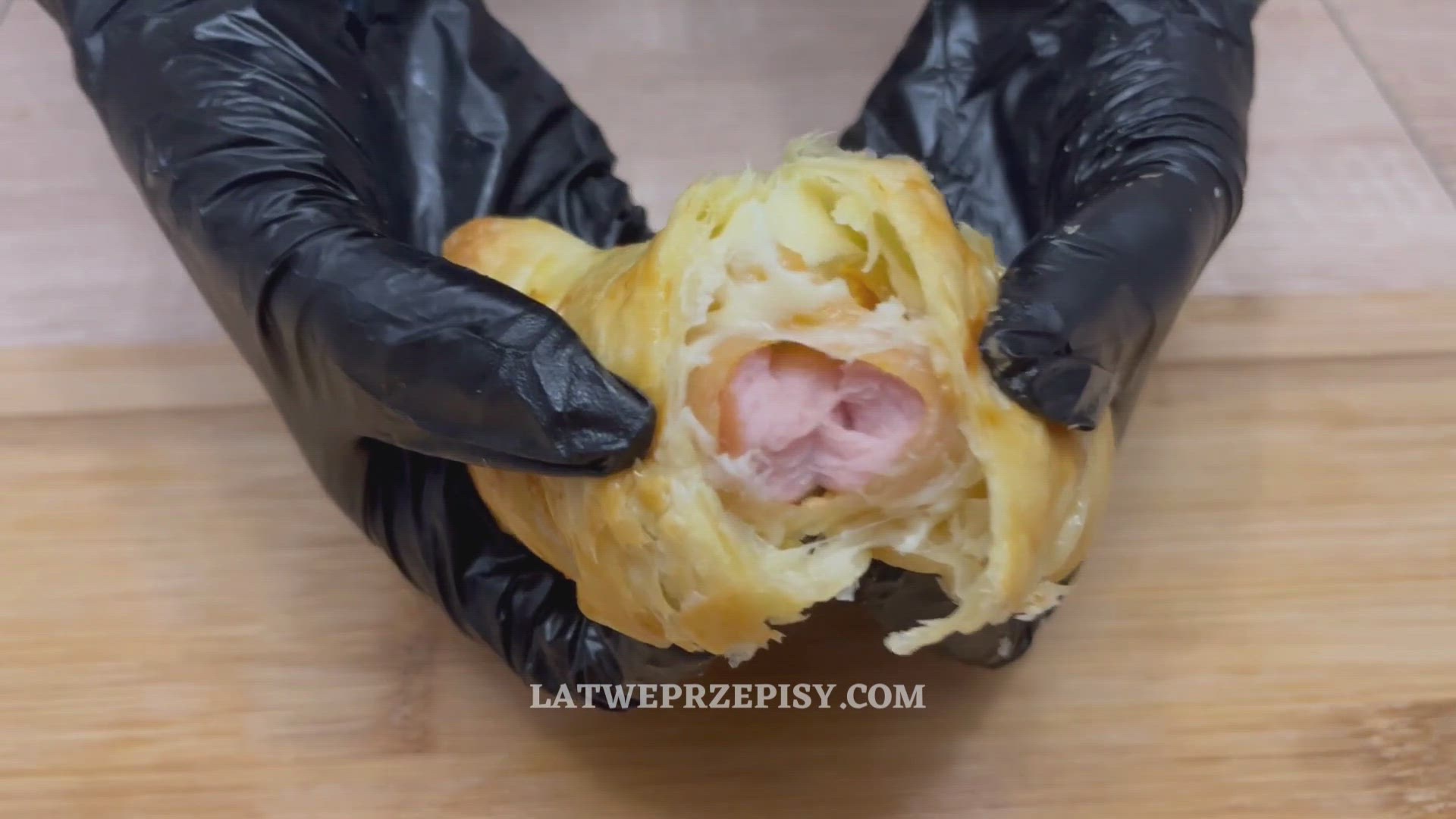 'Video thumbnail for Parówki W Cieście Francuskim'
