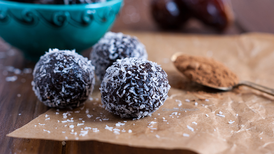 'Video thumbnail for No-Bake Energy Balls Recipe'