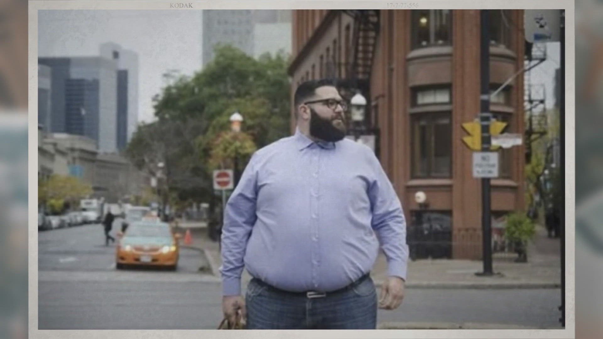 Video thumbnail for Shirts for Fat Guys - How your Dress Shirt Should Fit