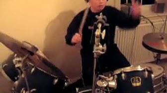 Video thumbnail for Billy Bonkers!! Junior Keith Moon Drummer