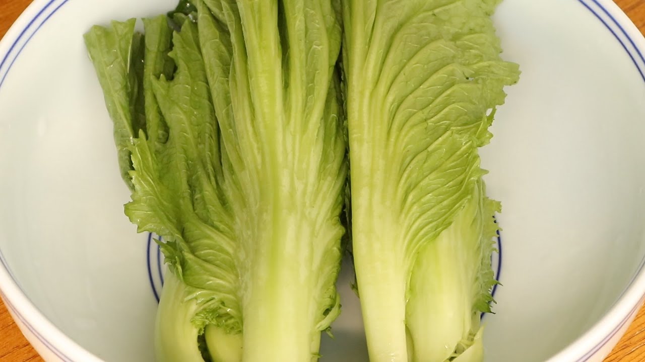 Video thumbnail for Chinese Mustard Green Salted Egg Soup Recipe