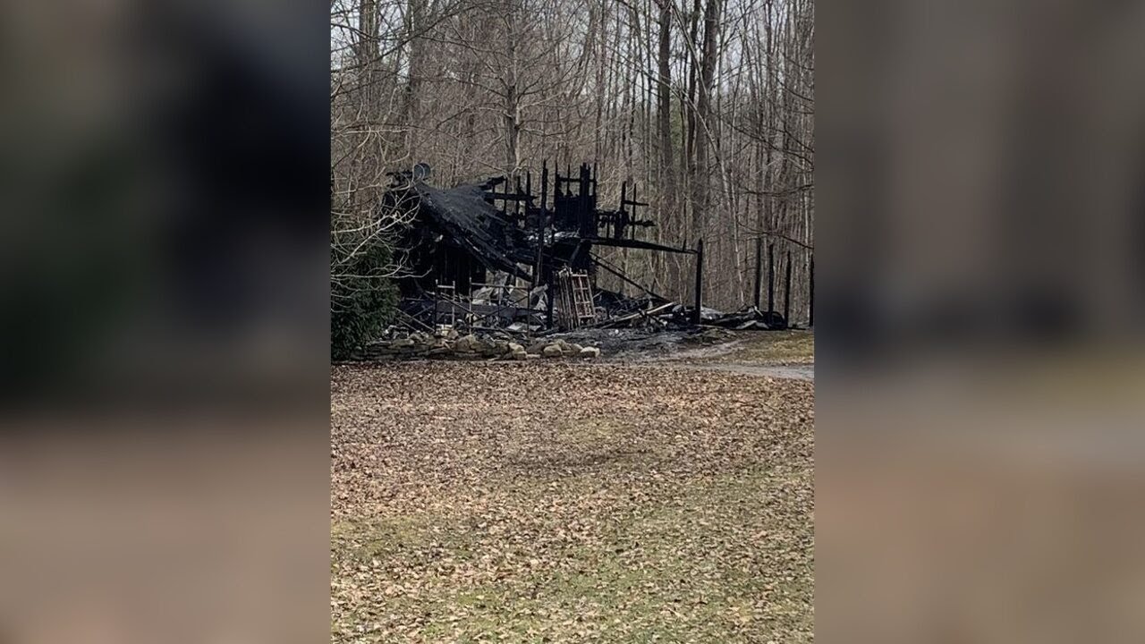 Video thumbnail for Warren County Fire Destroys Home