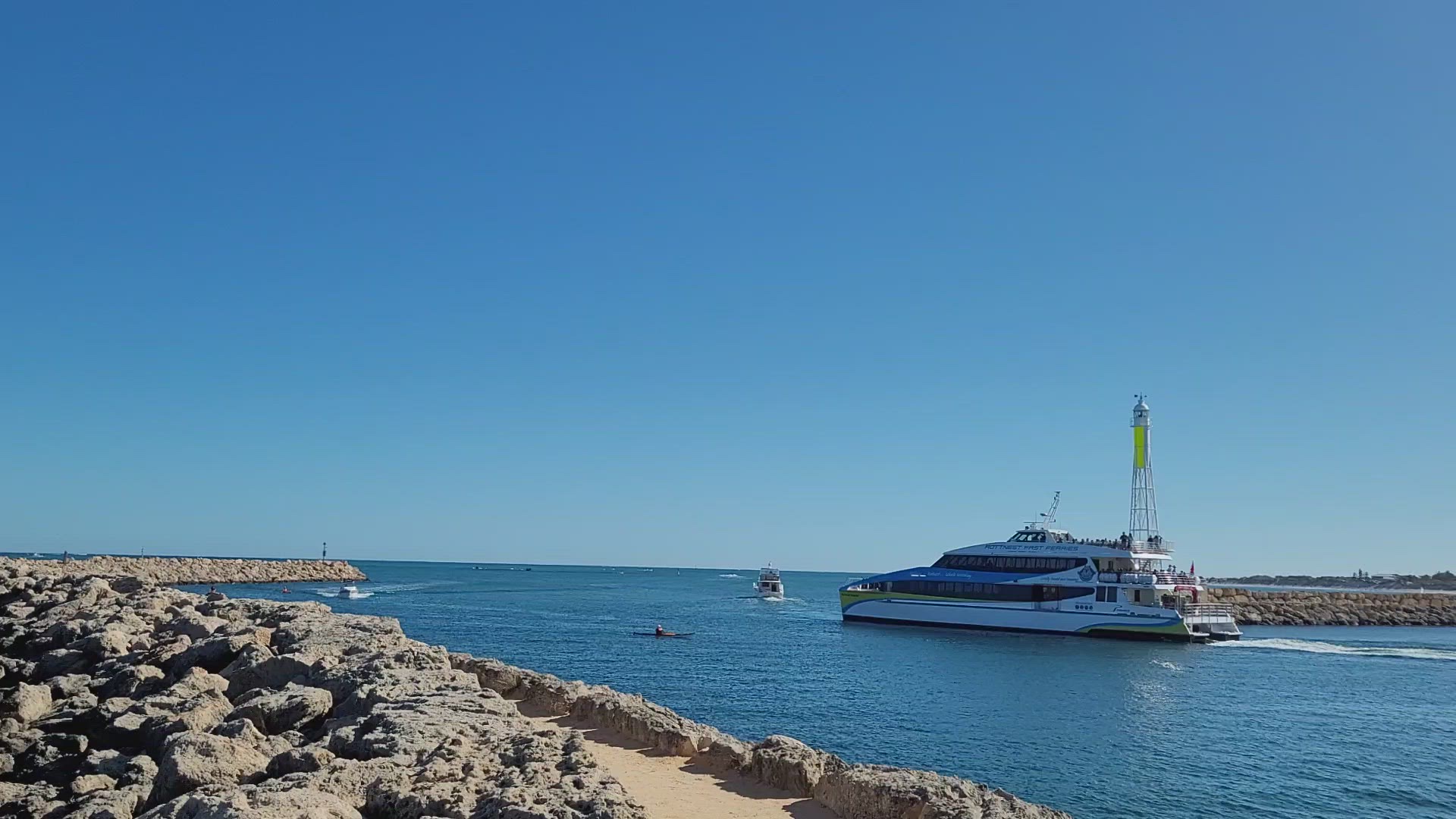 Video thumbnail for Rottnest Ferry departing