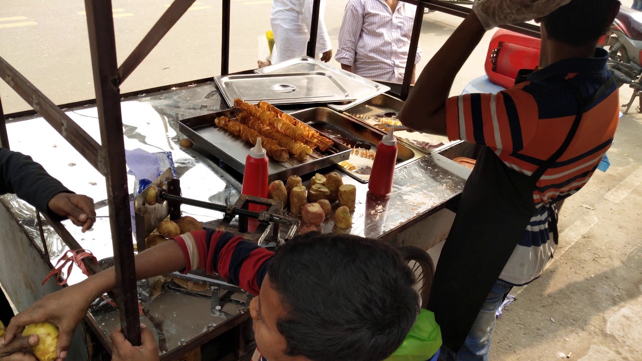Video thumbnail for #streetfood #potatochipsmachine #easytourplanner রোদে শুকানো ছাড়াই ইনস্ট্যান্ট আলুর চিপস |