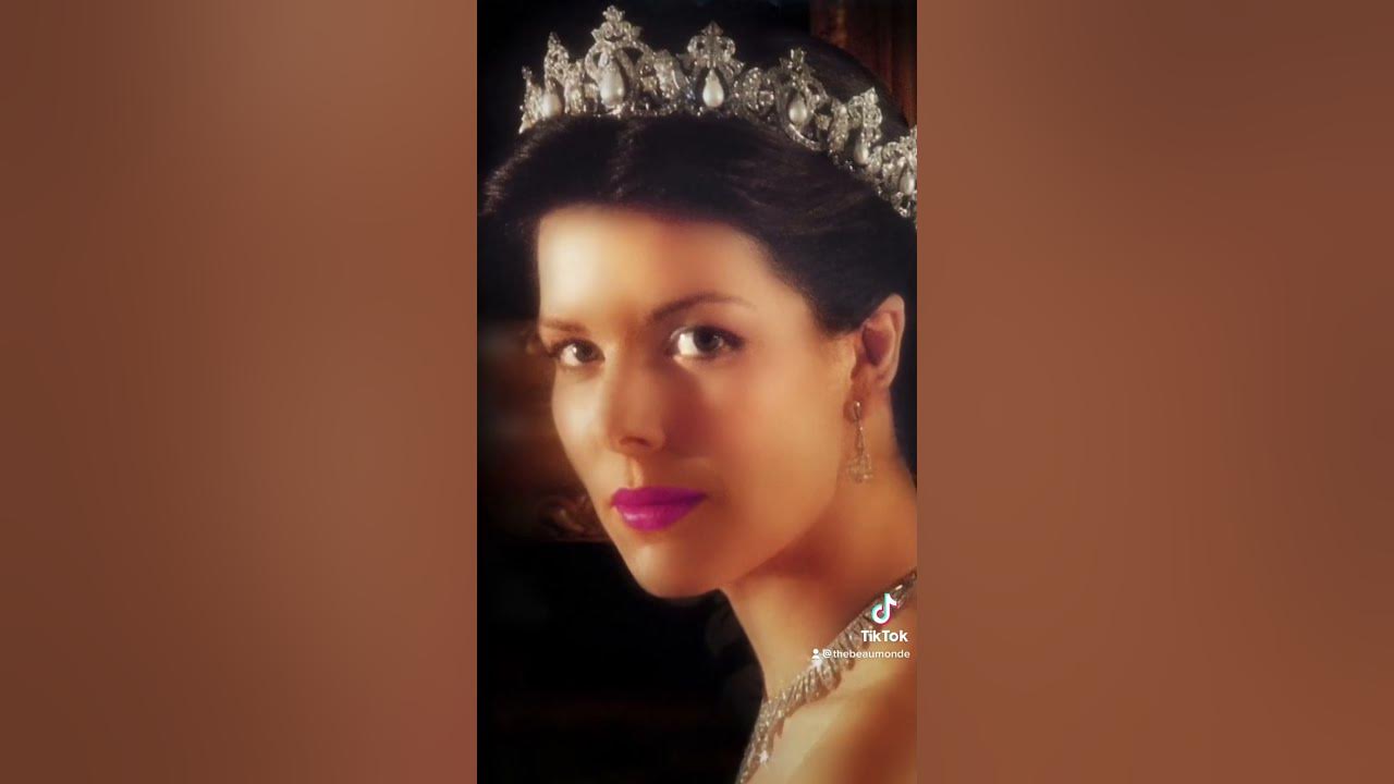 'Video thumbnail for Monaco’s Cartier Diamond and Pearl Tiara #royals #monaco #tiara'