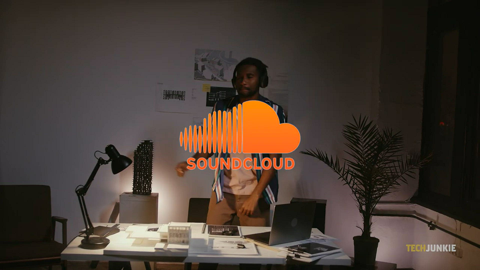 Video thumbnail for How to Download a Song from SoundCloud