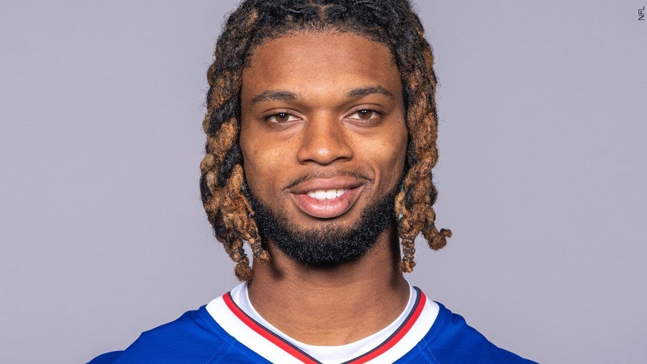 Video thumbnail for Damar Hamlin Back In Buffalo