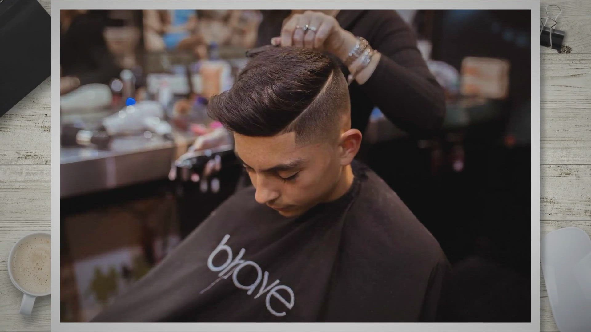 Video thumbnail for Number 2 Fade Haircut - Ultimate Fade Guide(2023) mesomen.com