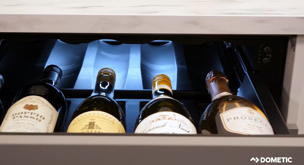 Video thumbnail for The Dometic DrawBar