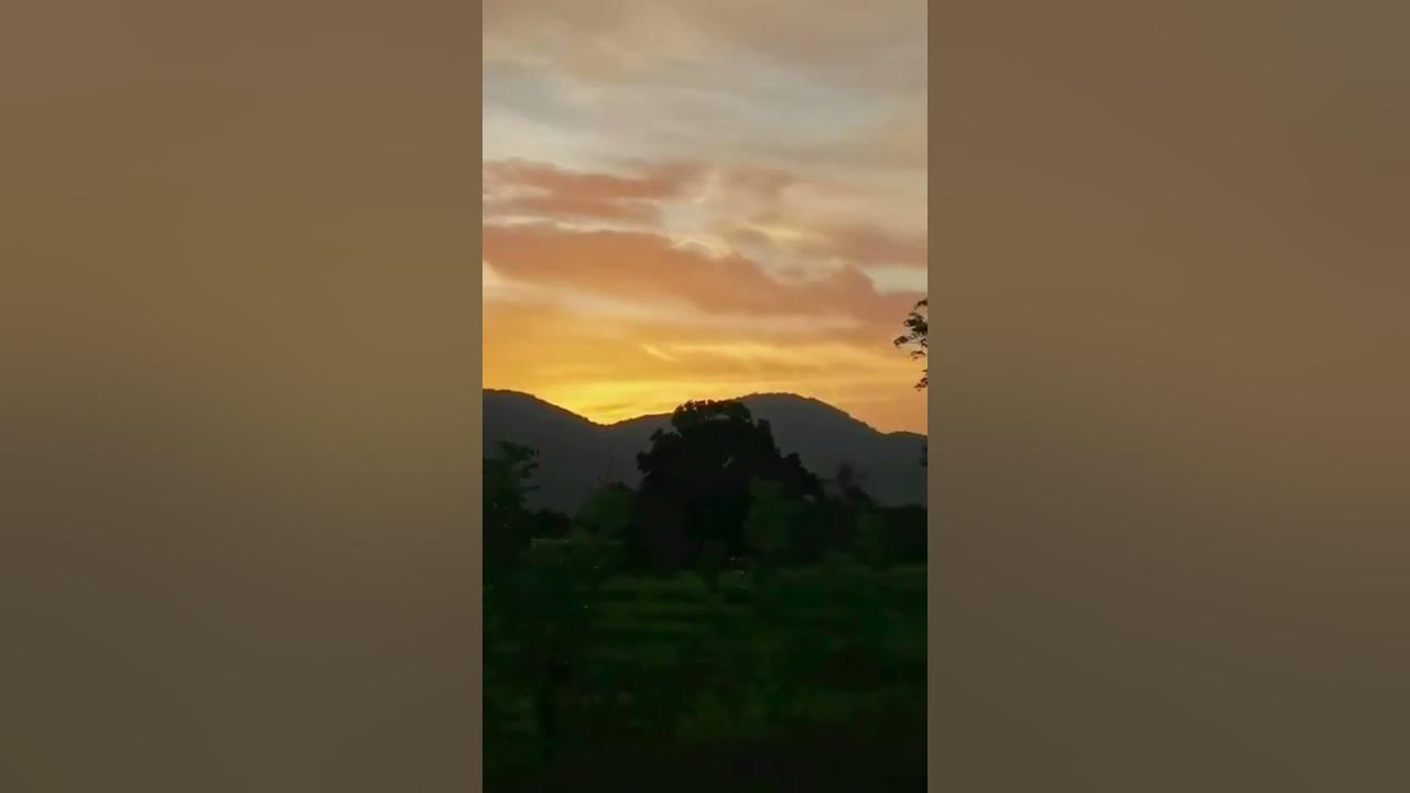 Video thumbnail for Beautiful Sunset Walk Close To Home #srilanka #shorts