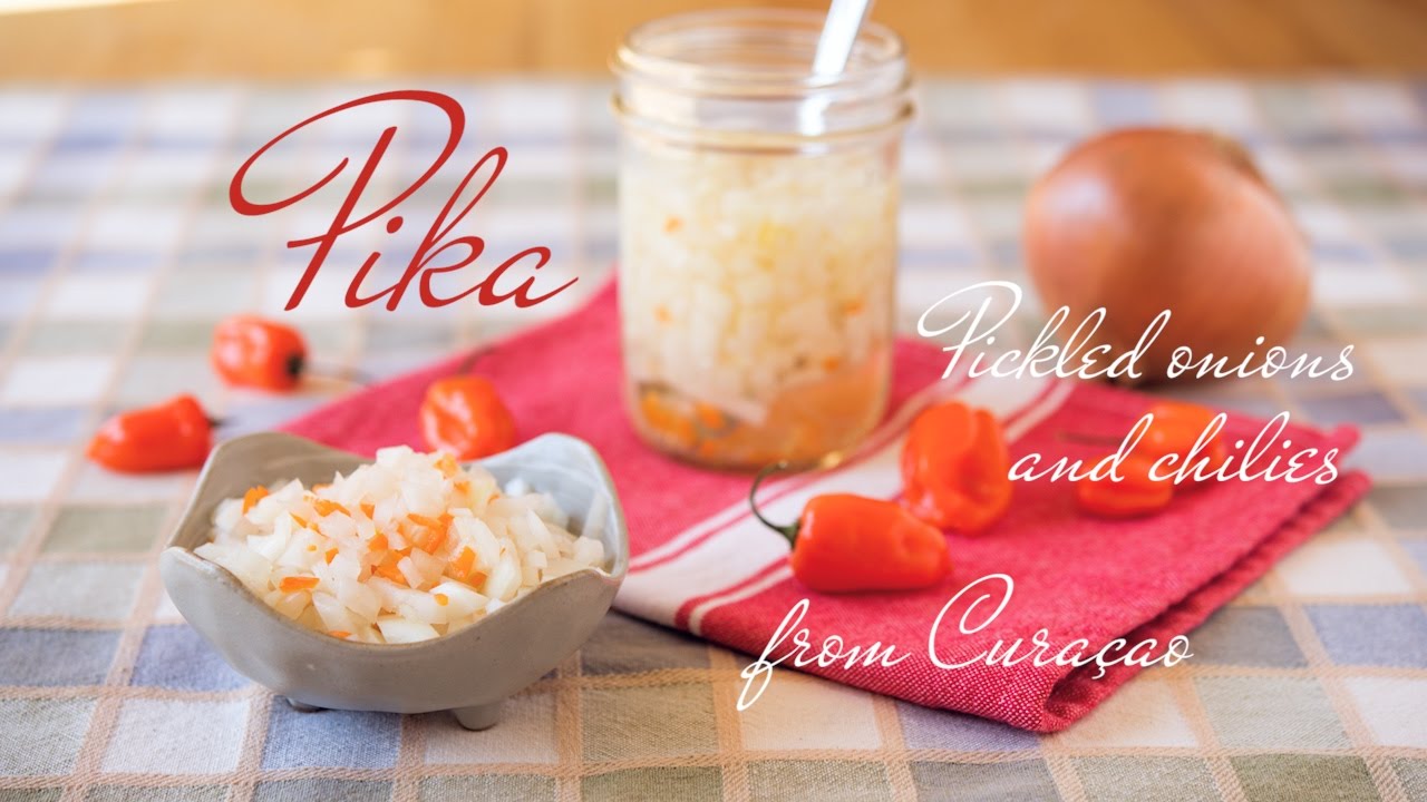 Video thumbnail for Pika - pickled onions and chilies from Curaçao