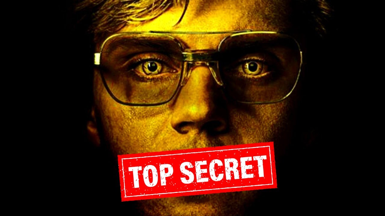 Video thumbnail for Jeffrey Dahmer – This is the incredible case of a murderer | True Crime Documentary