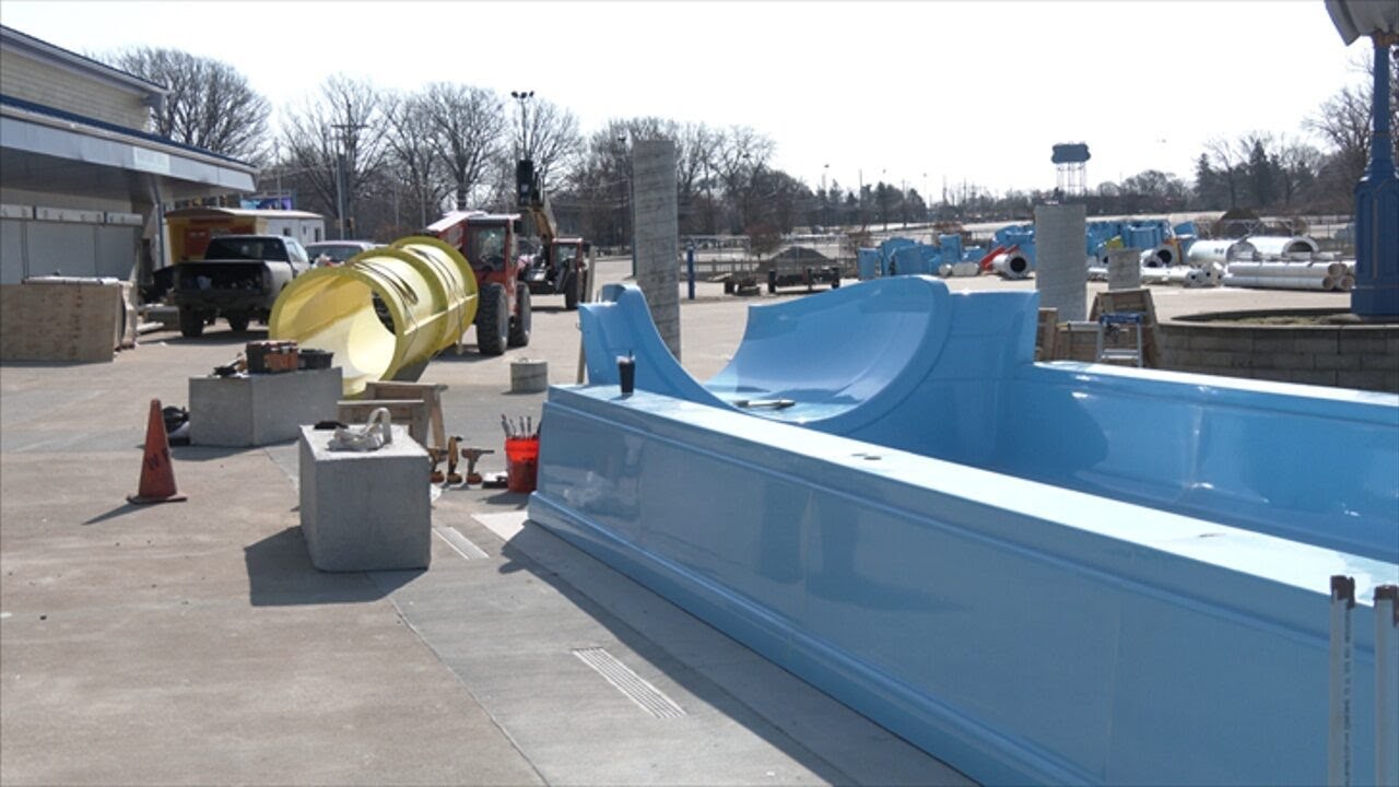 Video thumbnail for New Water Park Ride Installed