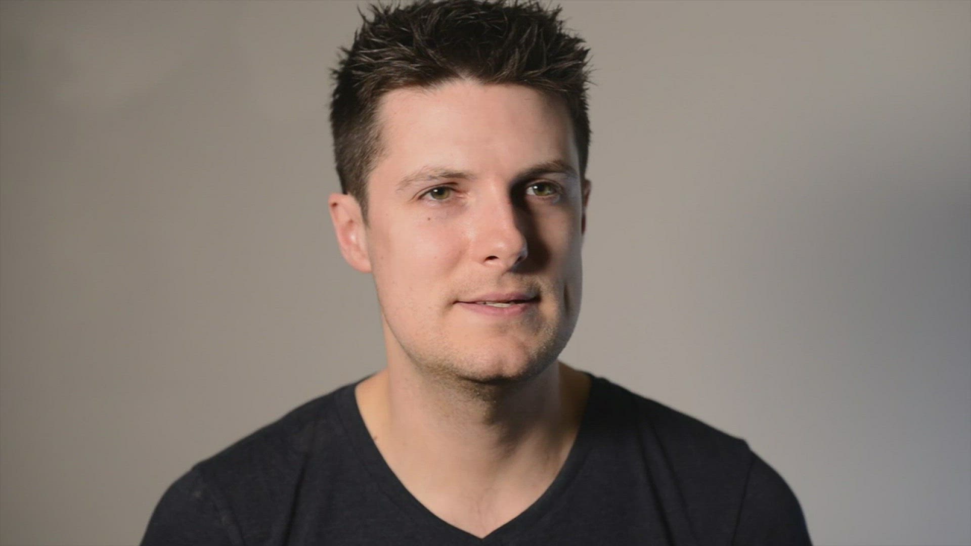 Video thumbnail for Meet the Company of LOVE AND HUMAN REMAINS- Zach McCoy