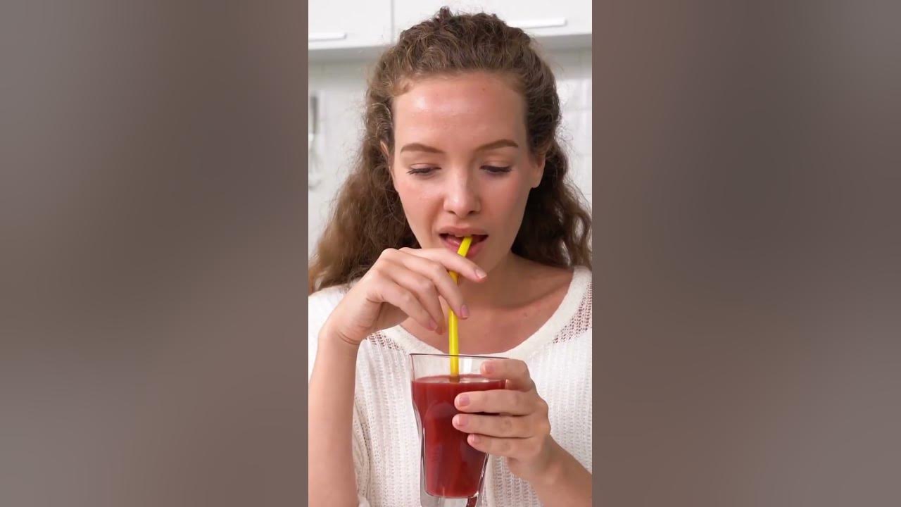 'Video thumbnail for This Simple Recipe Juice will Detox Your Liver and Kidneys #shorts'