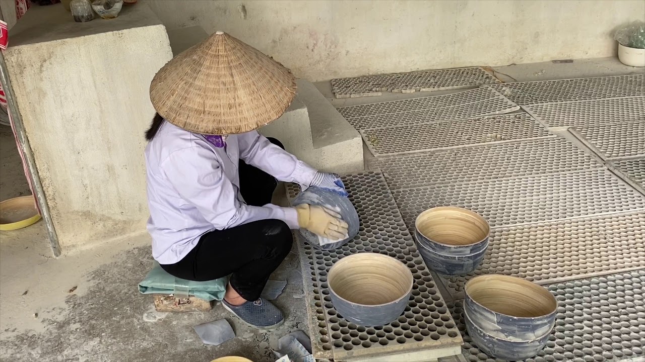'Video thumbnail for What is Spun Bamboo? A Tour of a Spun Bamboo Factory in Vietnam'