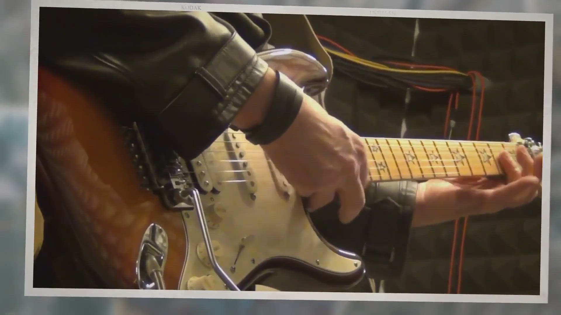 Video thumbnail for Why Are Fender Stratocasters So Expensive?