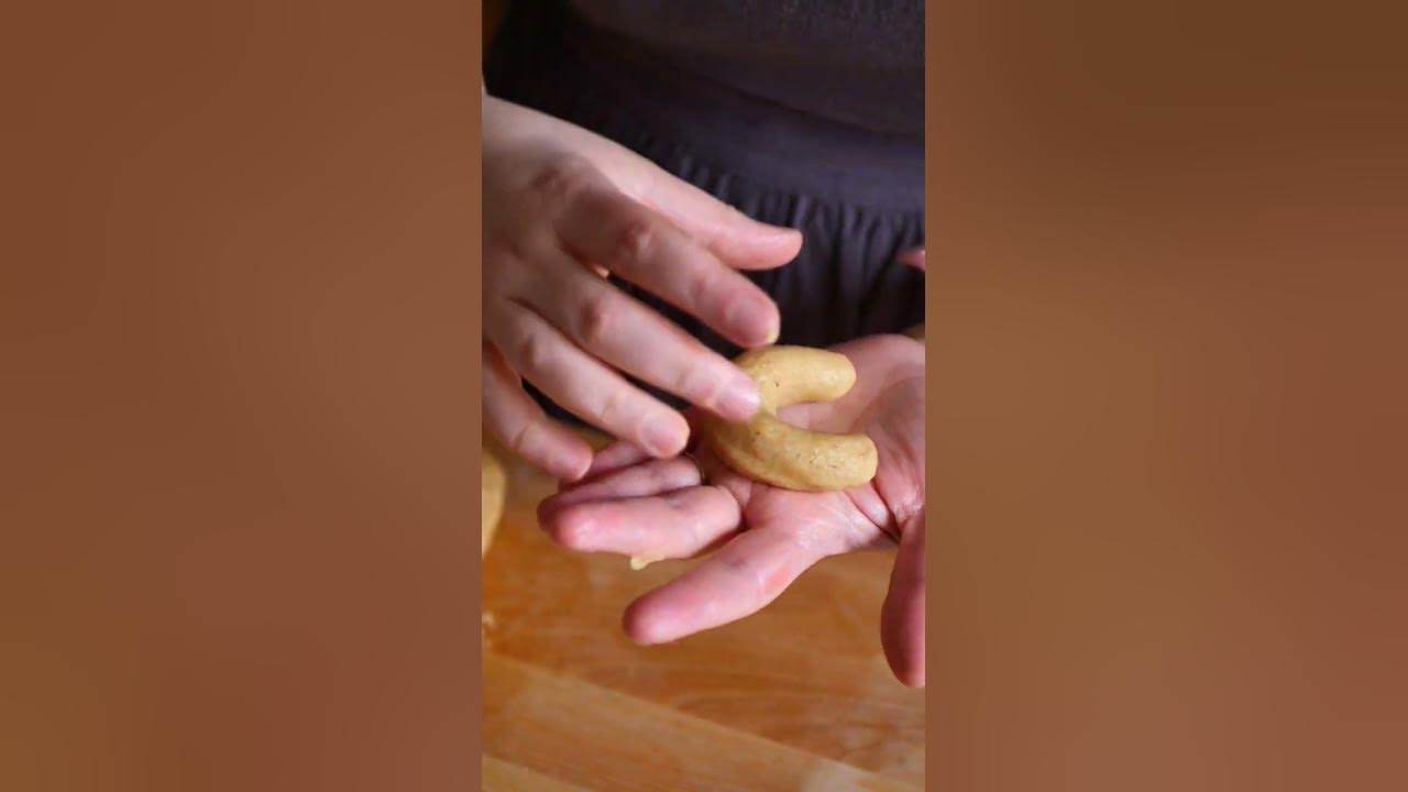 Video thumbnail for Comme un croissant, le biscuit Kiflice croate !