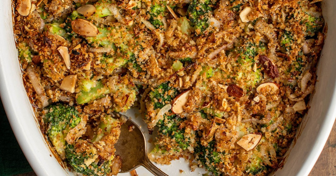Video thumbnail for Cheesy broccoli casserole