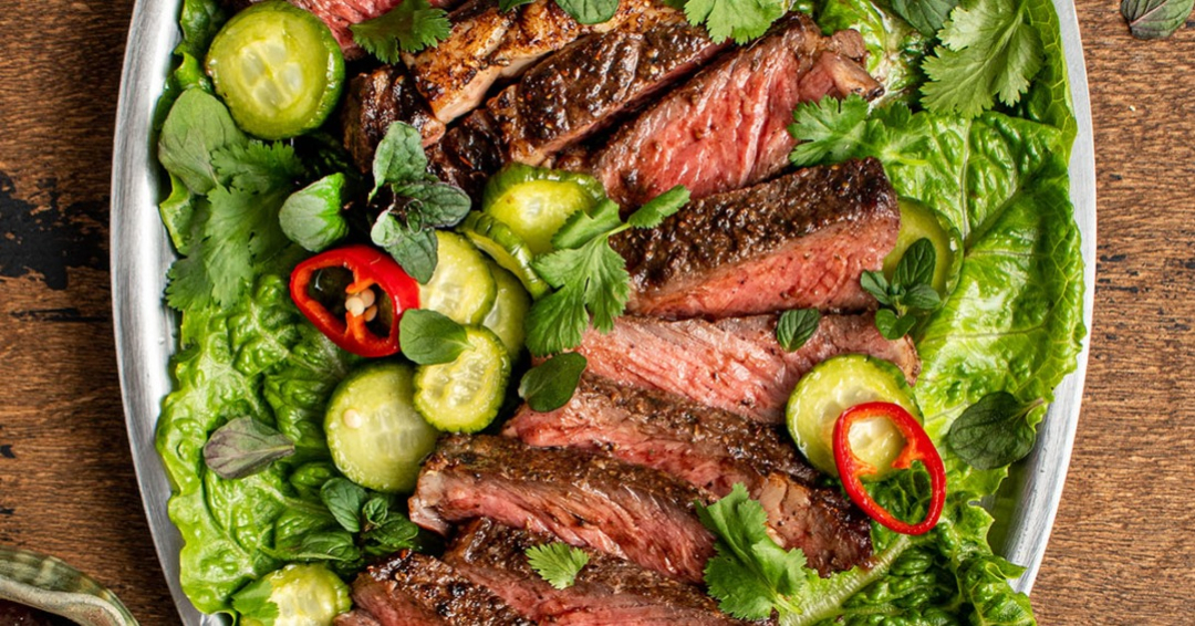 Video thumbnail for Triple pepper crusted steak