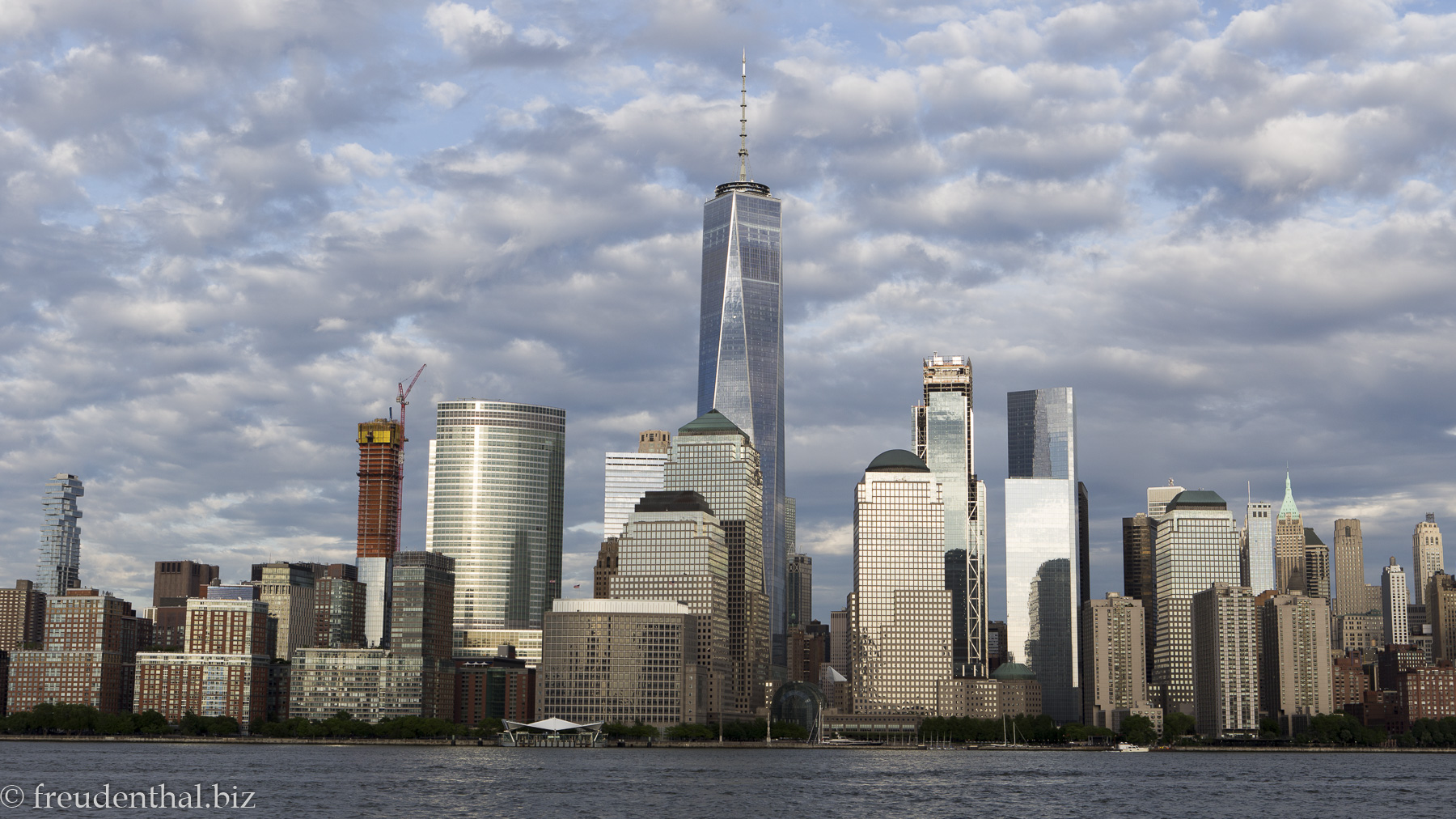 'Video thumbnail for Logenausblick von New Jersey City nach Manhattan'