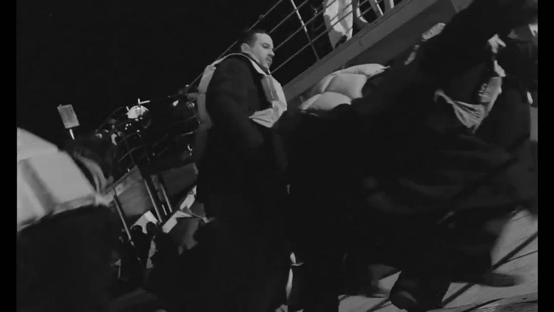 'Video thumbnail for A Night to Remember Sinking Scene'