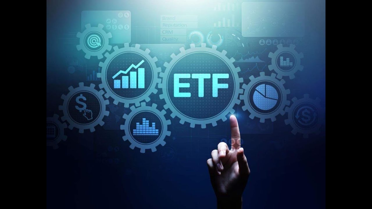 'Video thumbnail for Exchange Traded Fund: Investing Simplified #etf'