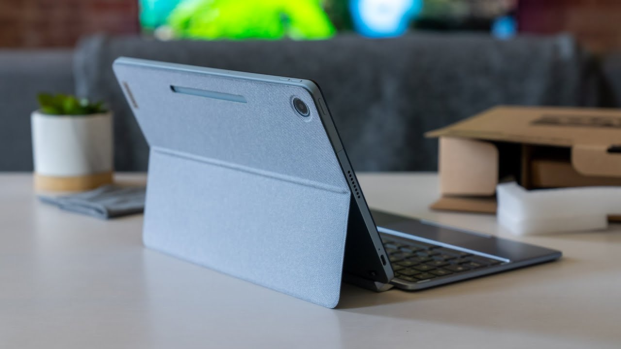Video thumbnail for Lenovo Chromebook Duet 3 Hands-On Impressions