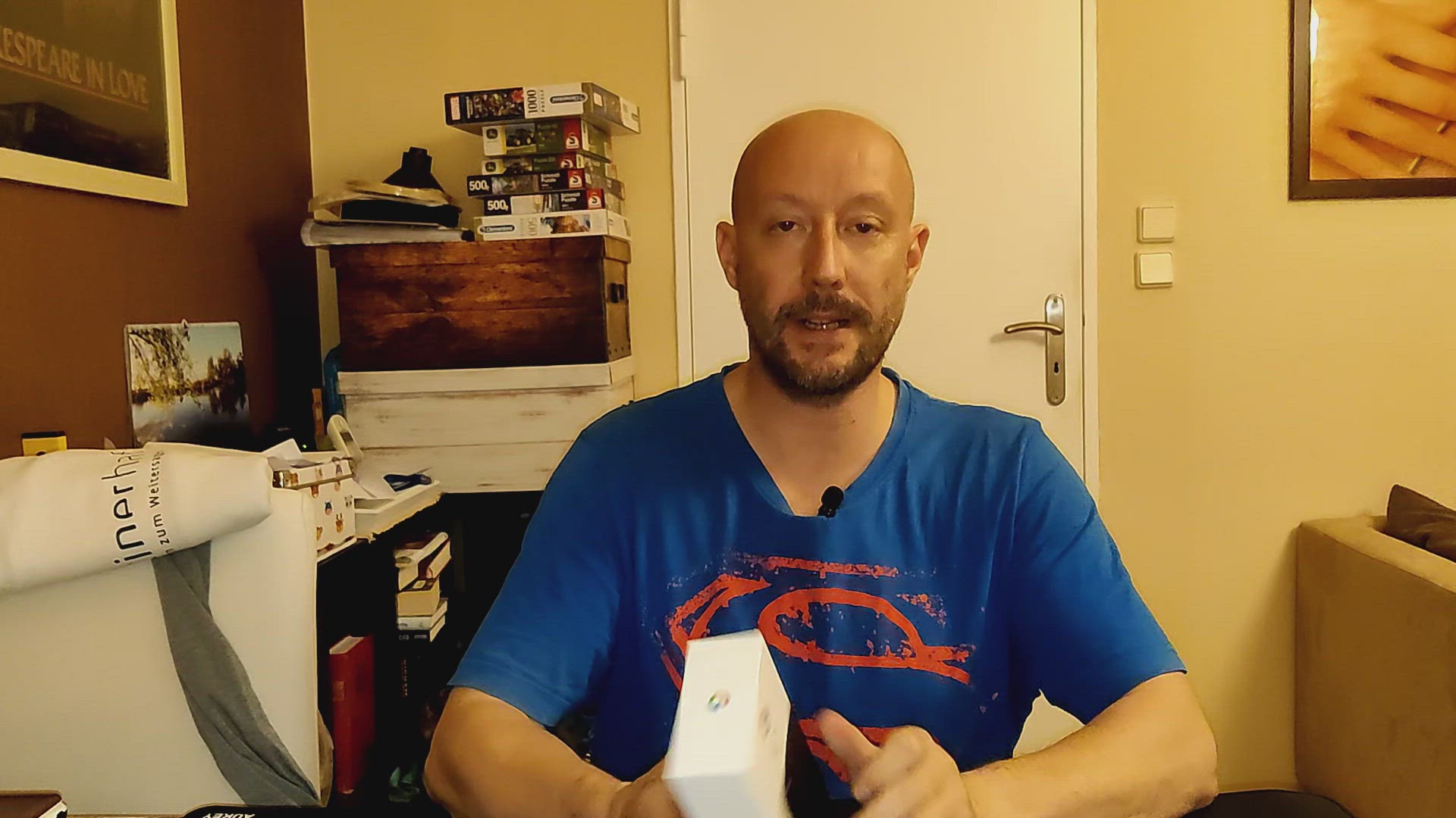 Video thumbnail for Google Pixel 4a 5G Unboxing