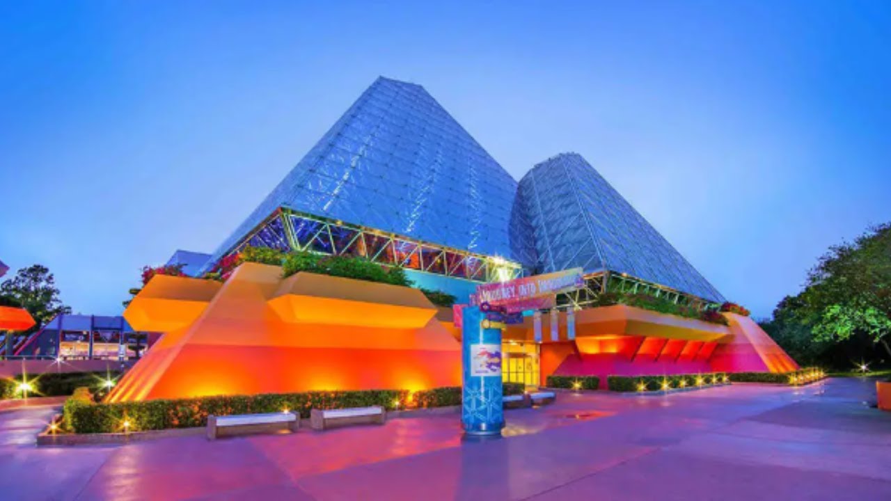 'Video thumbnail for Disney & Pixar Short Film Festival - DISNEY THIS DAY - December 23, 2015'