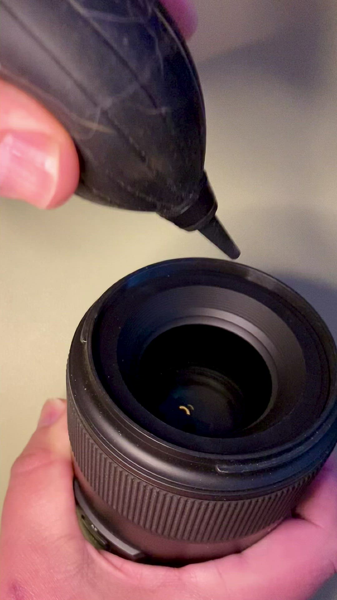 Video thumbnail for lens blower