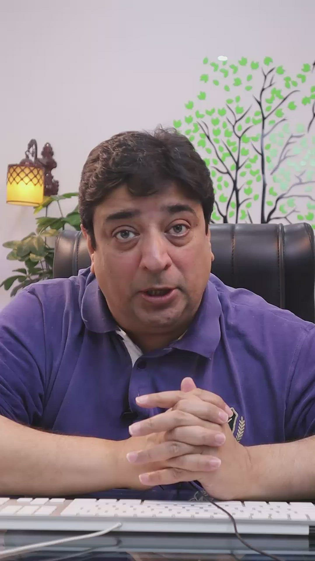 'Video thumbnail for using LinkedIn to build profile'