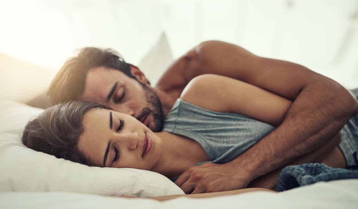 Video thumbnail for 6 tips to sleep better if your mind activates when you try to fall asleep