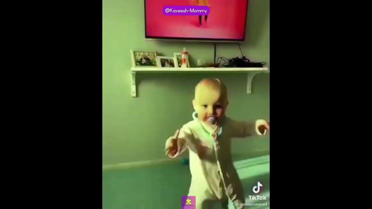 Video thumbnail for Cute funny baby videos memes #shorts #cutebaby #babyvideos #mom 15
