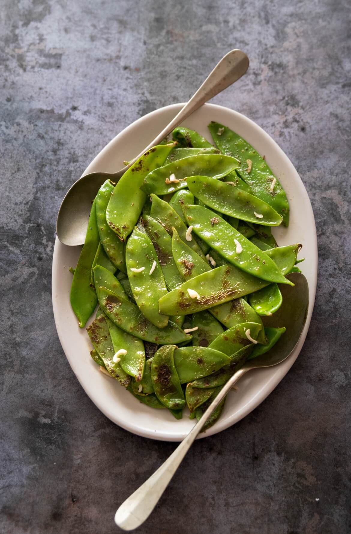 Video thumbnail for Ervilhas tortas salteadas