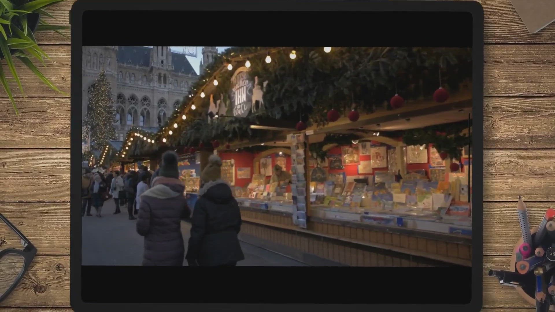 Video thumbnail for Silverton Christmas Market at the Oregon Garden Resort
