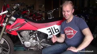 Video thumbnail for How To Quickly Change CRF230F Dirt Bike Battery