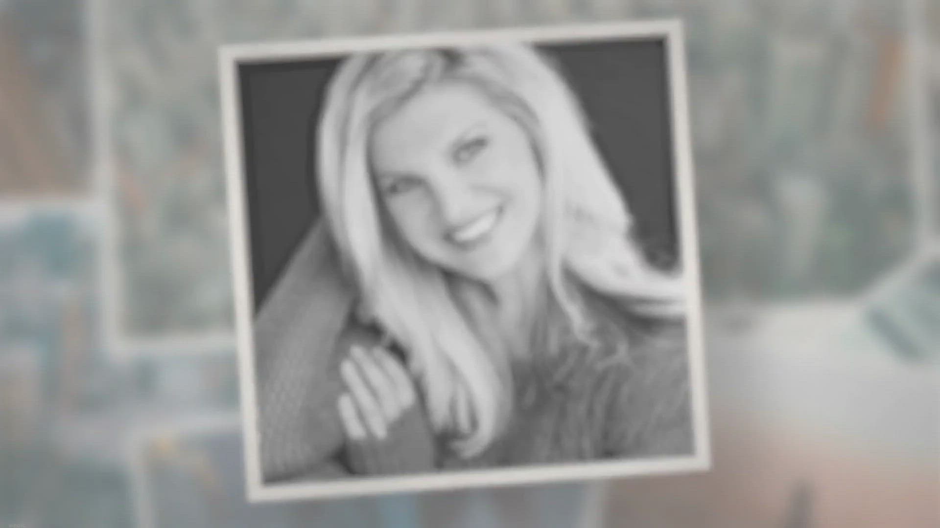 Video thumbnail for Brooke Daniells Measurements, Husband, Net Worth, Lesbian, Wiki