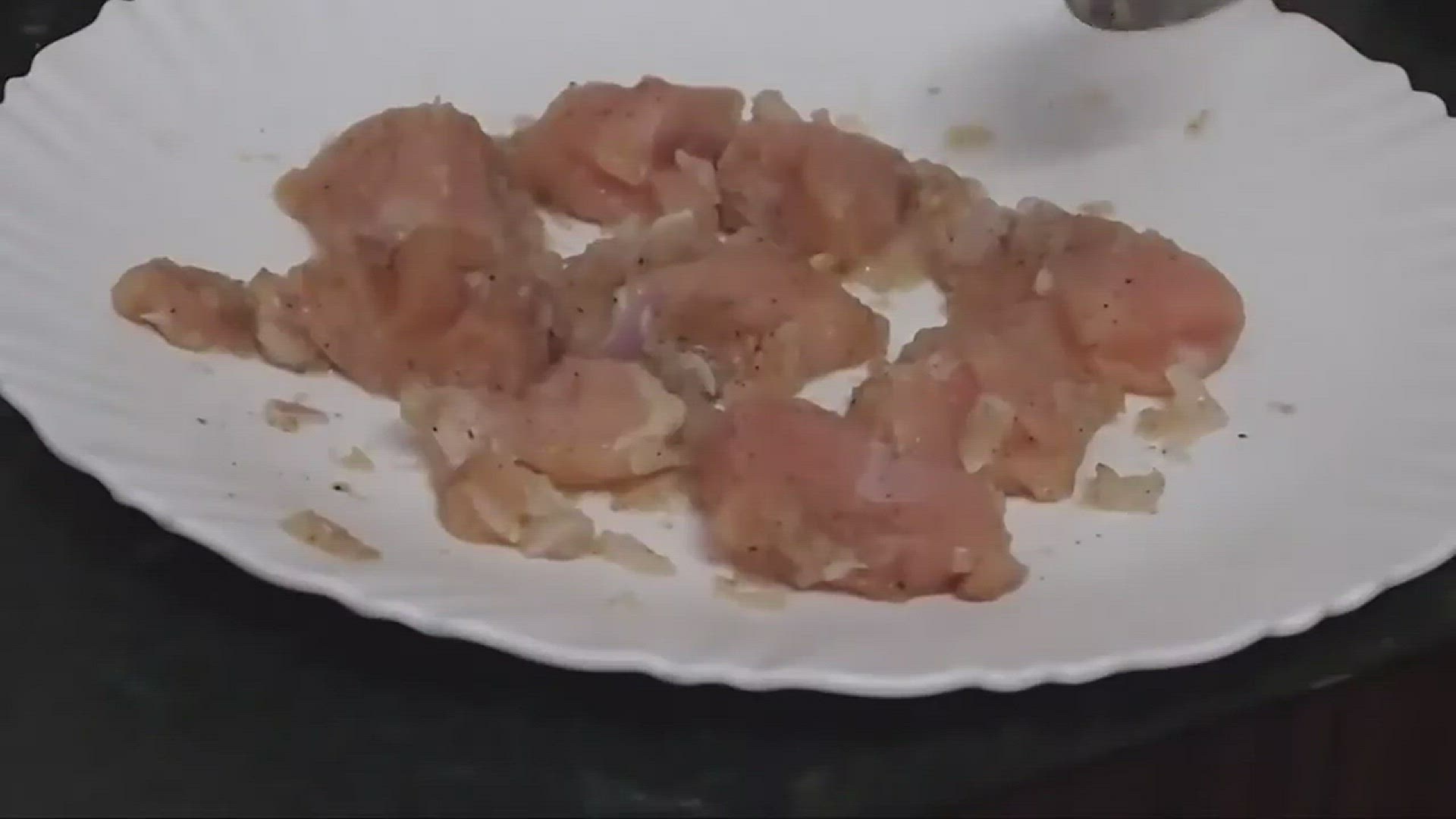 Video thumbnail for How to Prepare Chicken Popcorn at Home