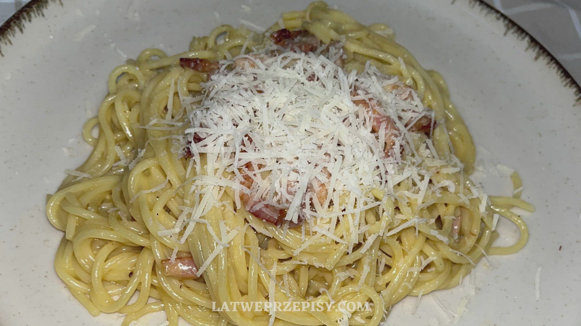'Video thumbnail for Spaghetti Carbonara'