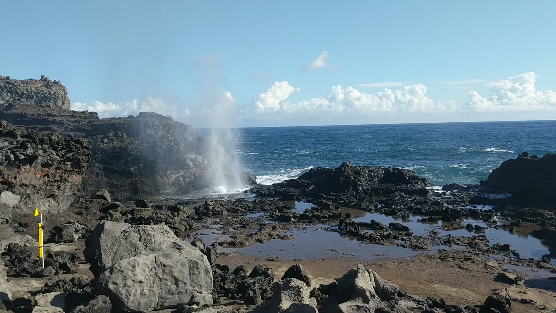Video thumbnail for Nakalele Blowhole