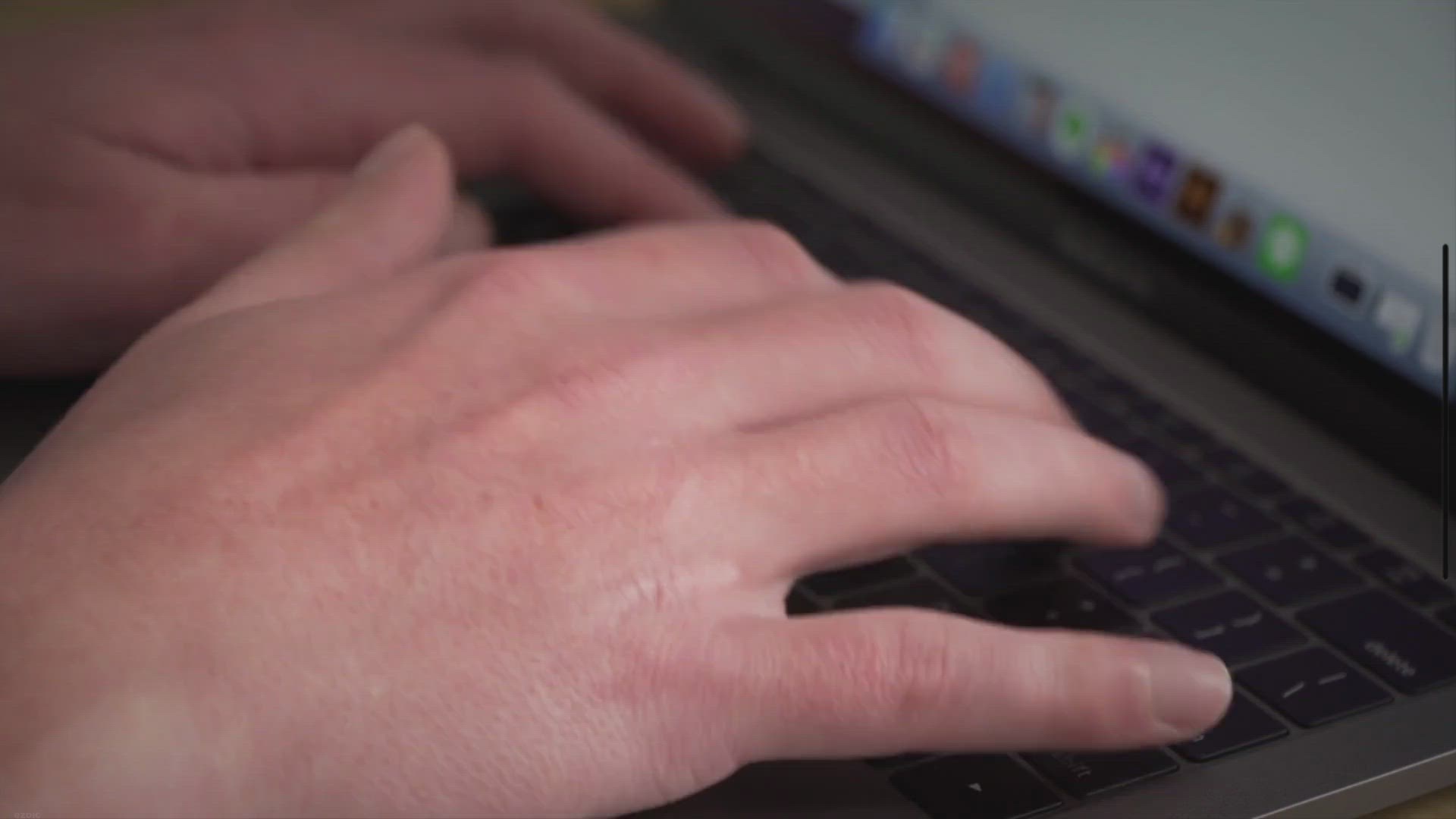 Video thumbnail for Windows 10 Shortcut Keys: Computer