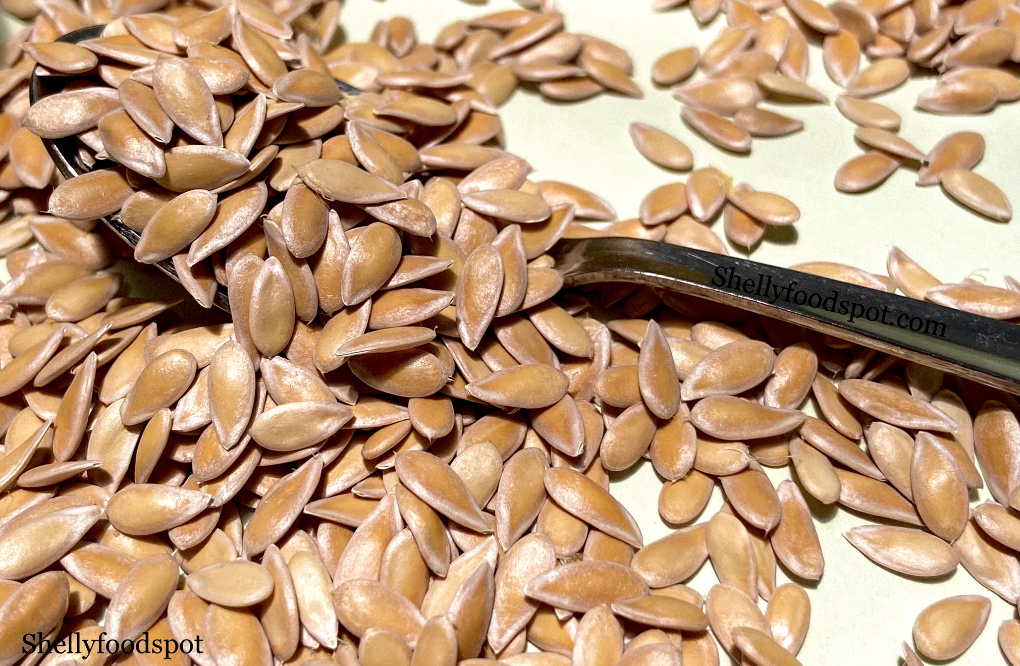 Video thumbnail for Dried muskmelon seeds