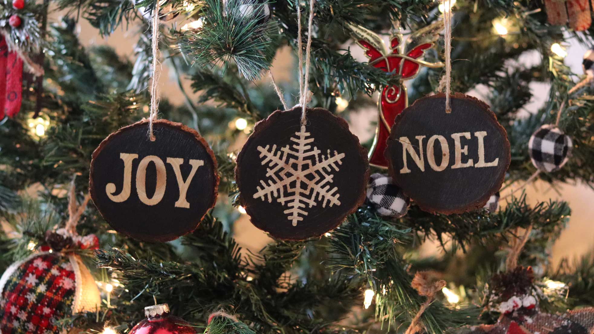'Video thumbnail for Reverse Stain Christmas Ornaments'
