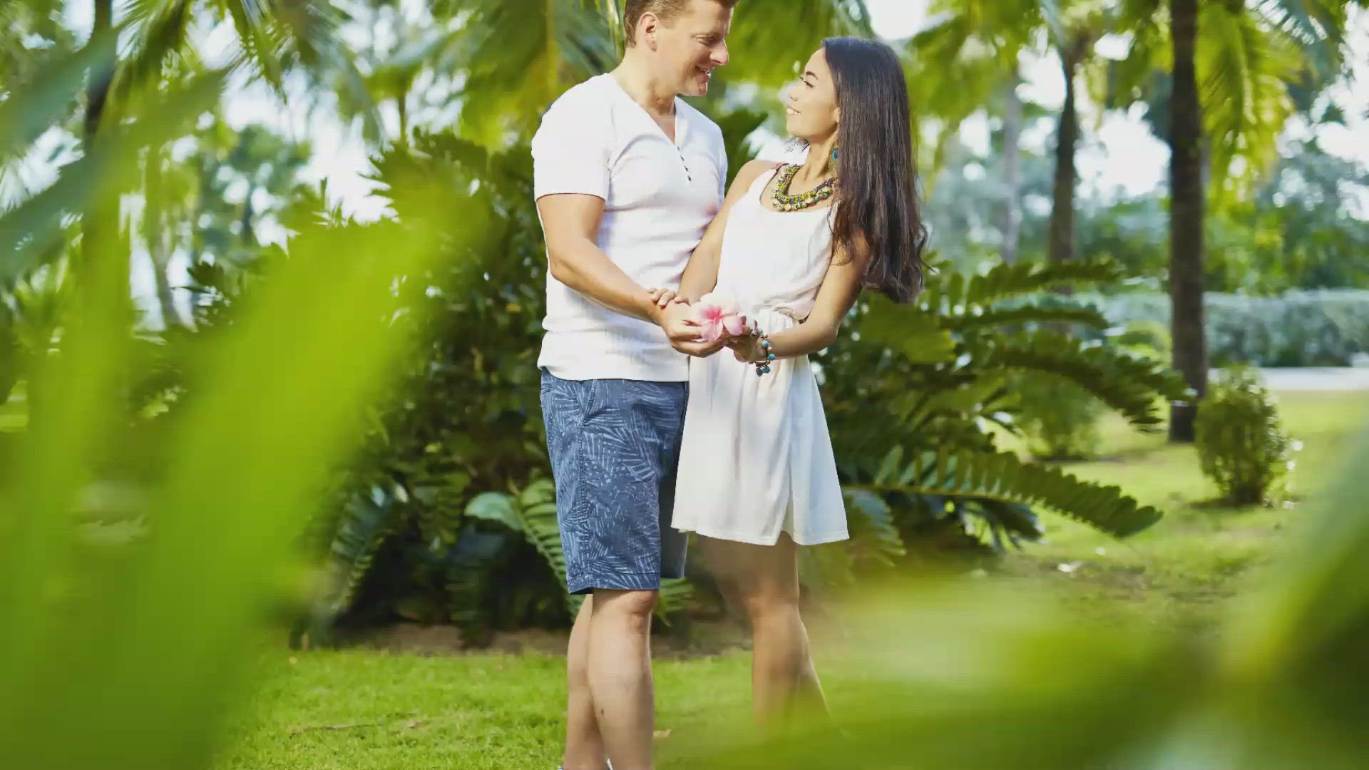 Video thumbnail for 5 Signs Someone Likes You