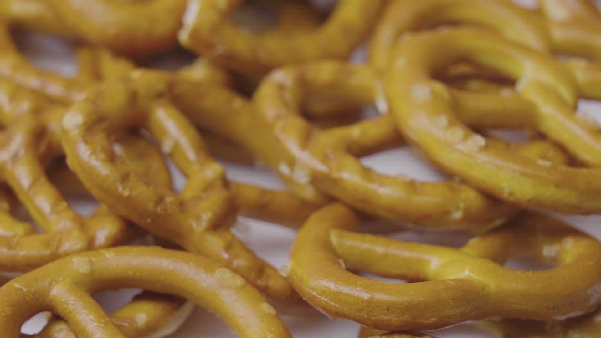 'Video thumbnail for 33 Great Airfood Recipe Choices for Air Fryers'
