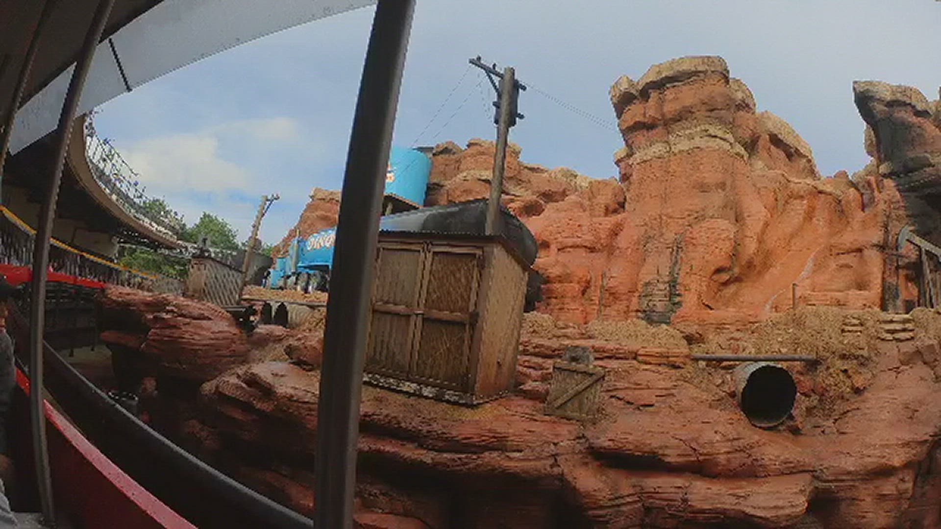 Video thumbnail for Disneyland Paris