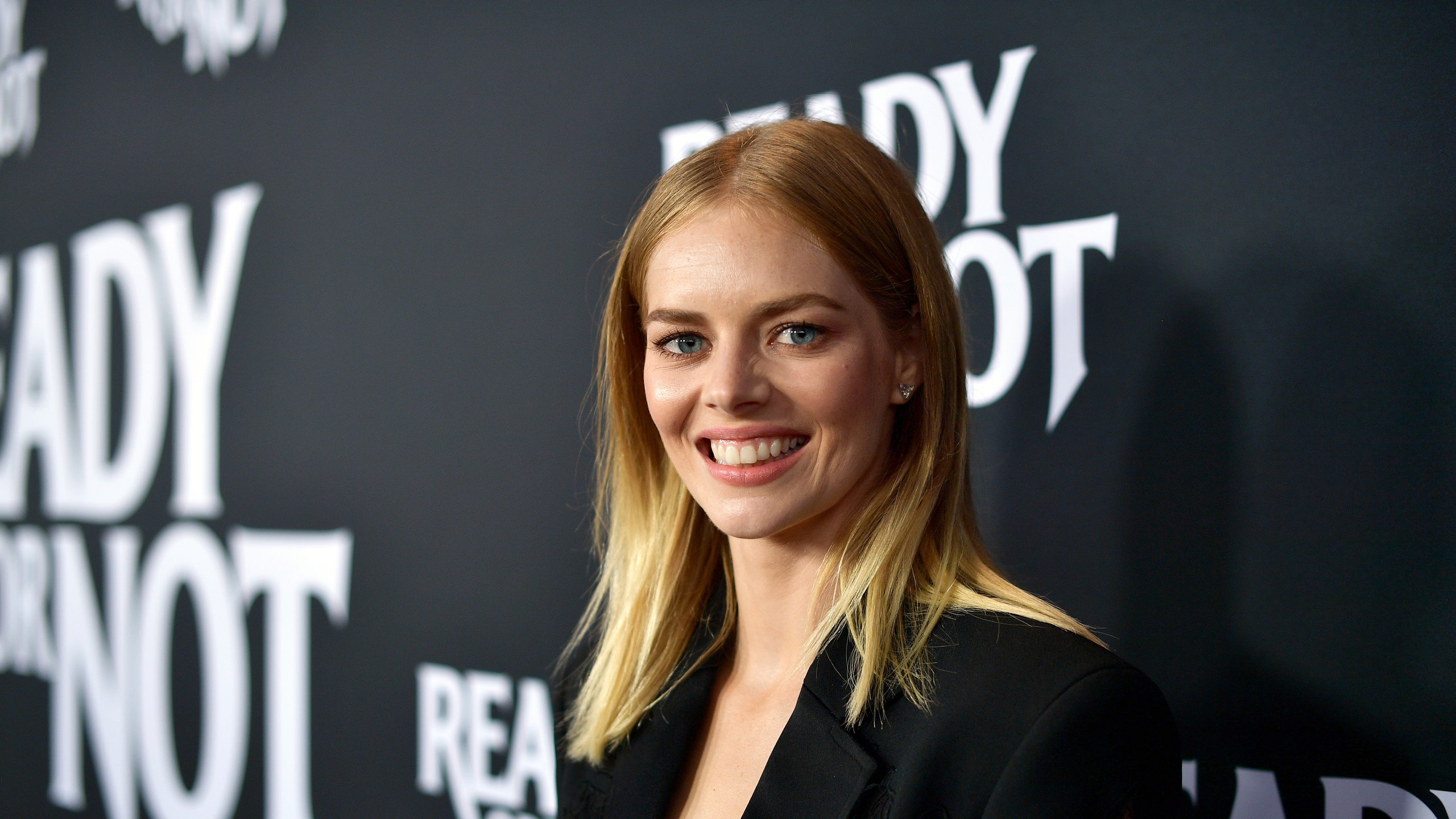 'Video thumbnail for Exploring the Life and Career of Actress Samara Weaving: From Early Beginnings to Breakthrough Roles'